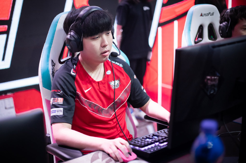 DFM碾压KT,Kanavi单局斩获MVP小组赛3:2(釜山) DFM碾压KT,Kanavi单局斩获MVP小组赛3:2(釜山)