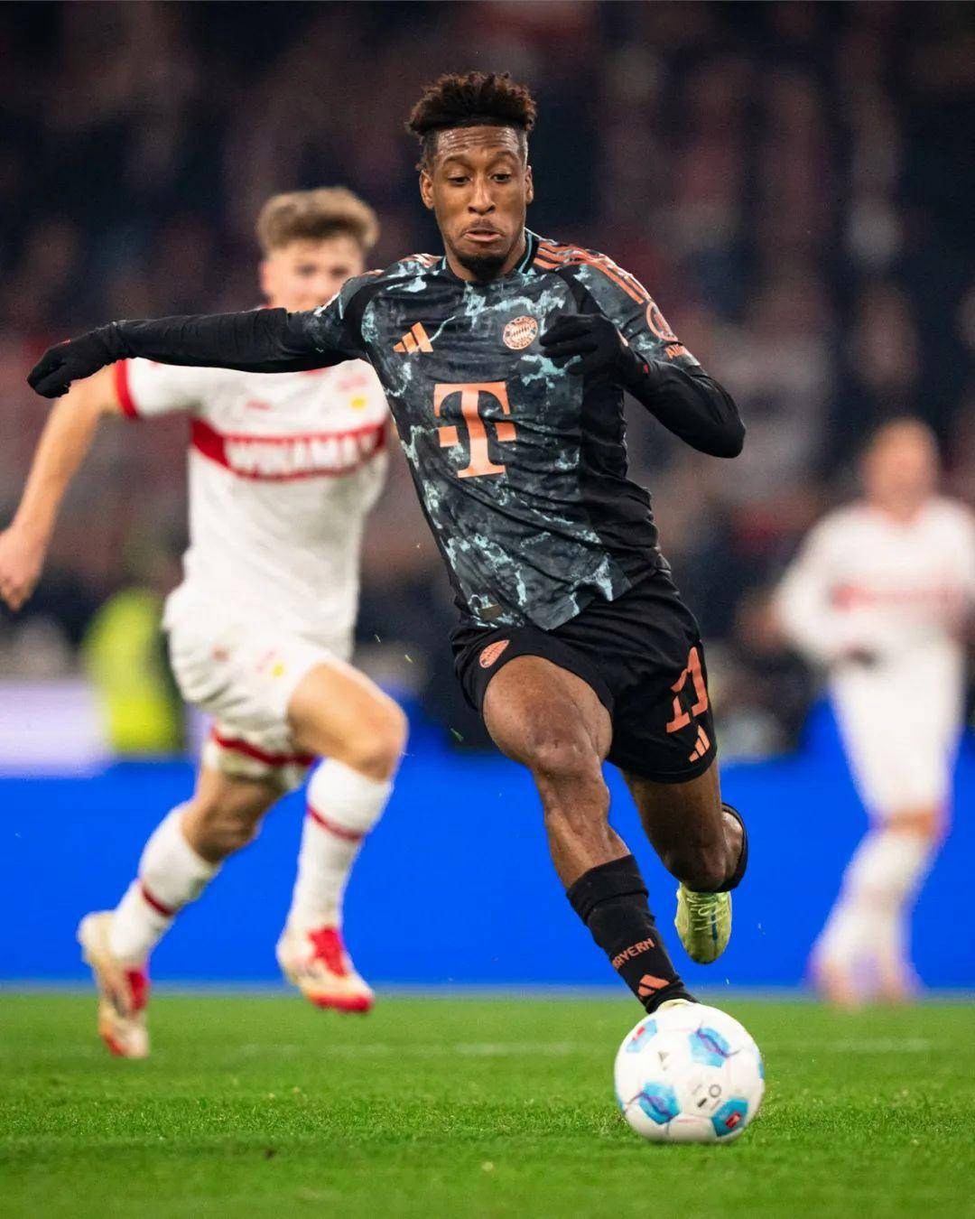 雷火电竞入驻-关于拜仁主教练调兵遣将，阵型灵活多变球员发挥亮眼的信息