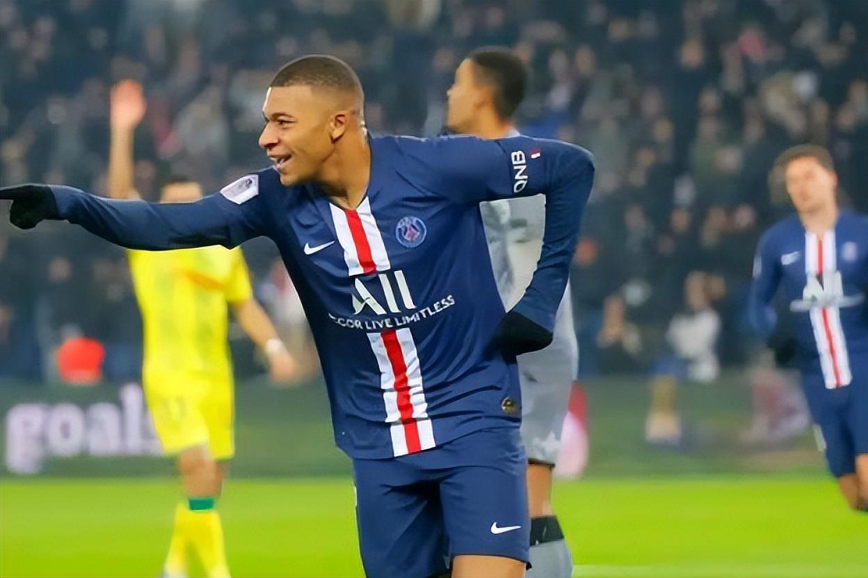 惊天逆转!赛车战队挺进四强 惊天逆转!赛车战队挺进四强