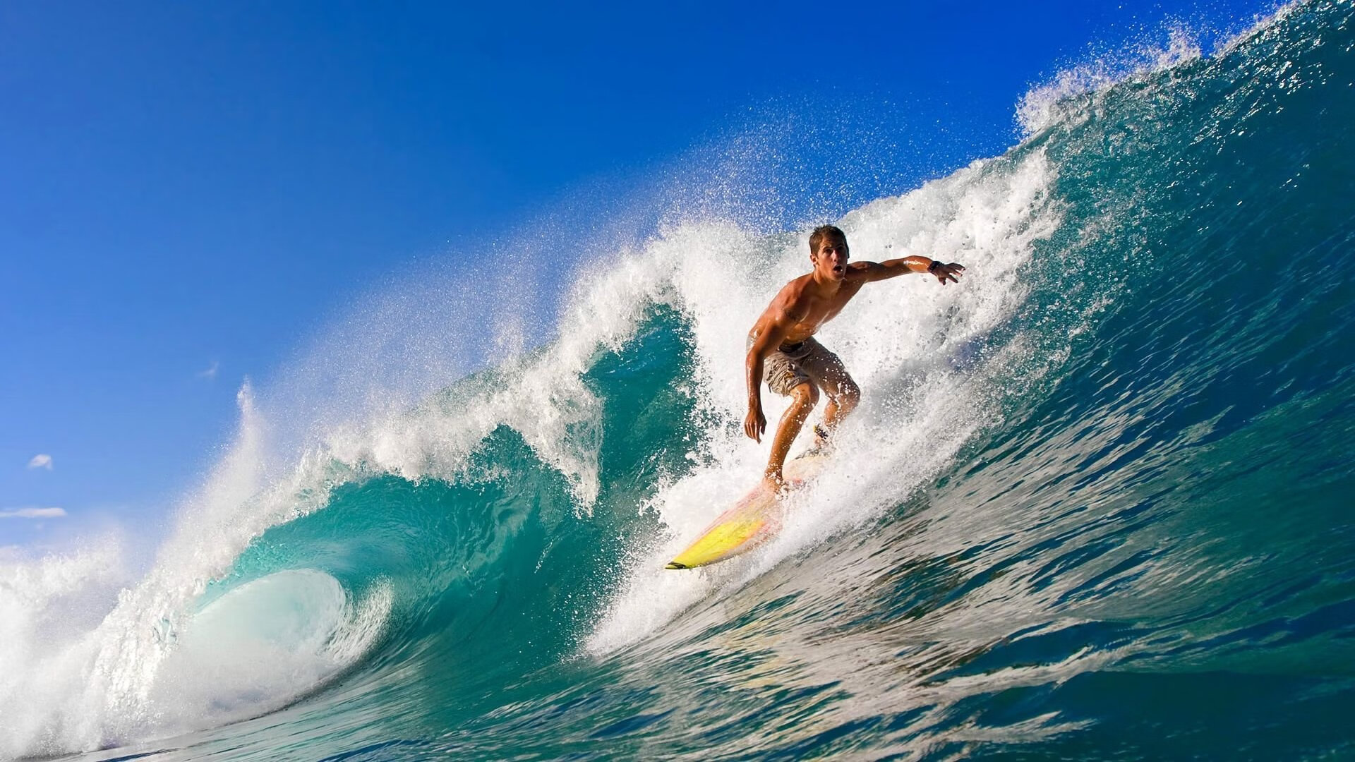 雷火电竞入驻-沉默的轰鸣，拉亚如何用一个夜晚定义门将的压制级艺术